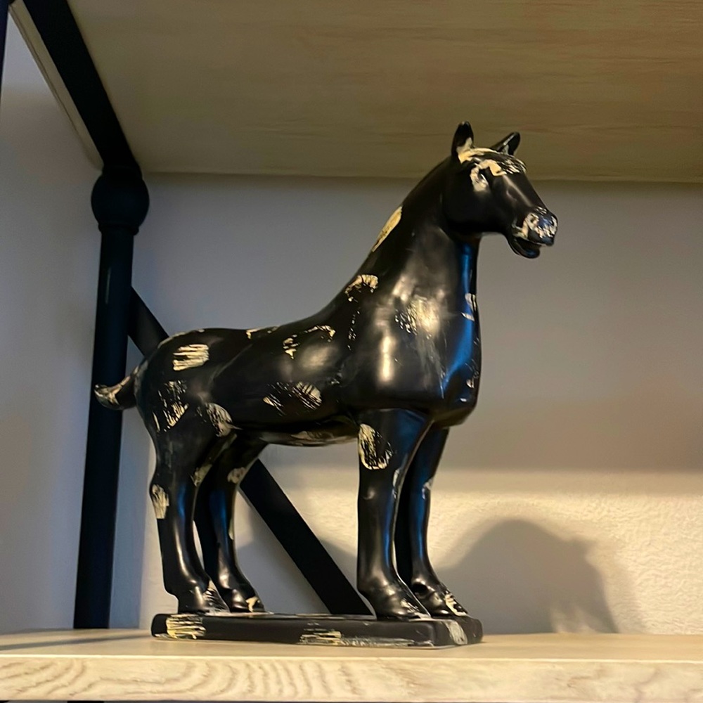 RH inspired horse statue